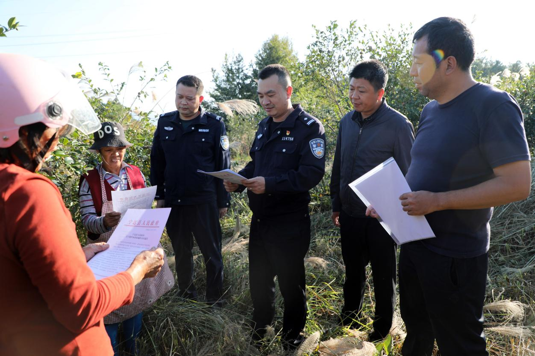 寧遠多部門聯(lián)合護航油茶收摘季