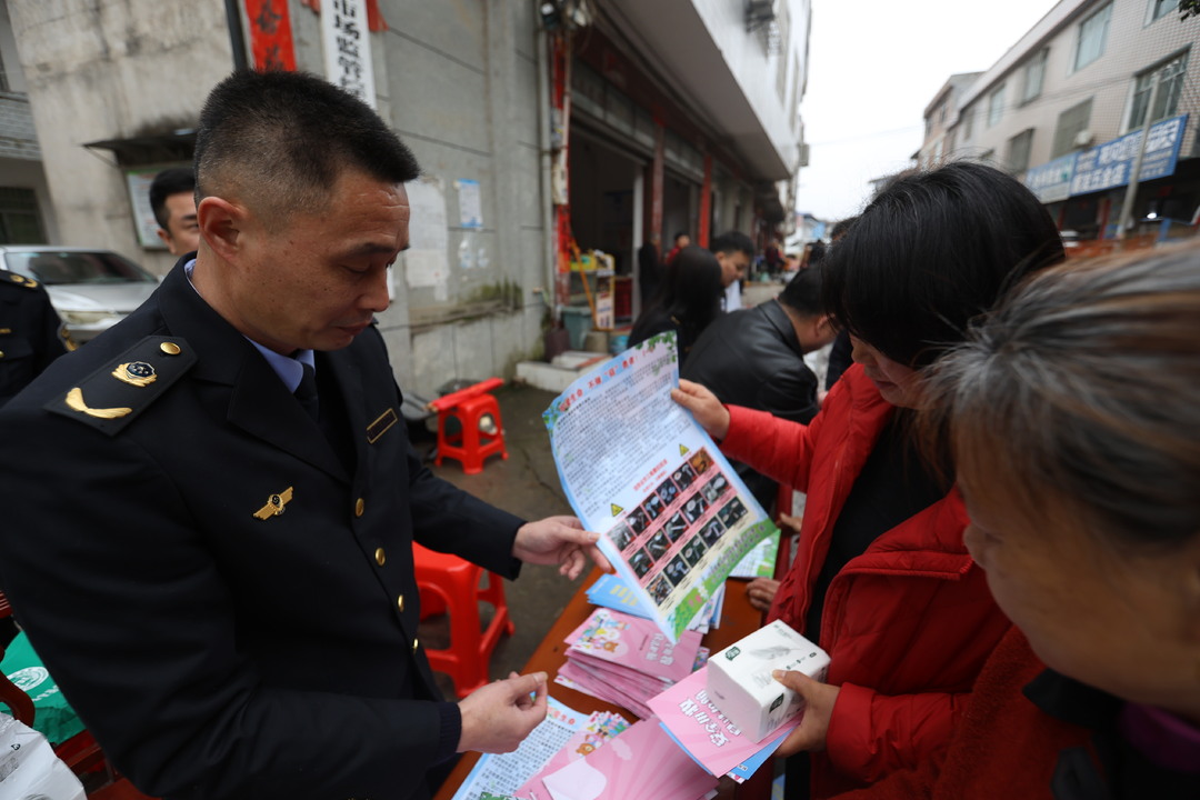 宁远县市场监督管理局：开展防控宣传 守护群众安全