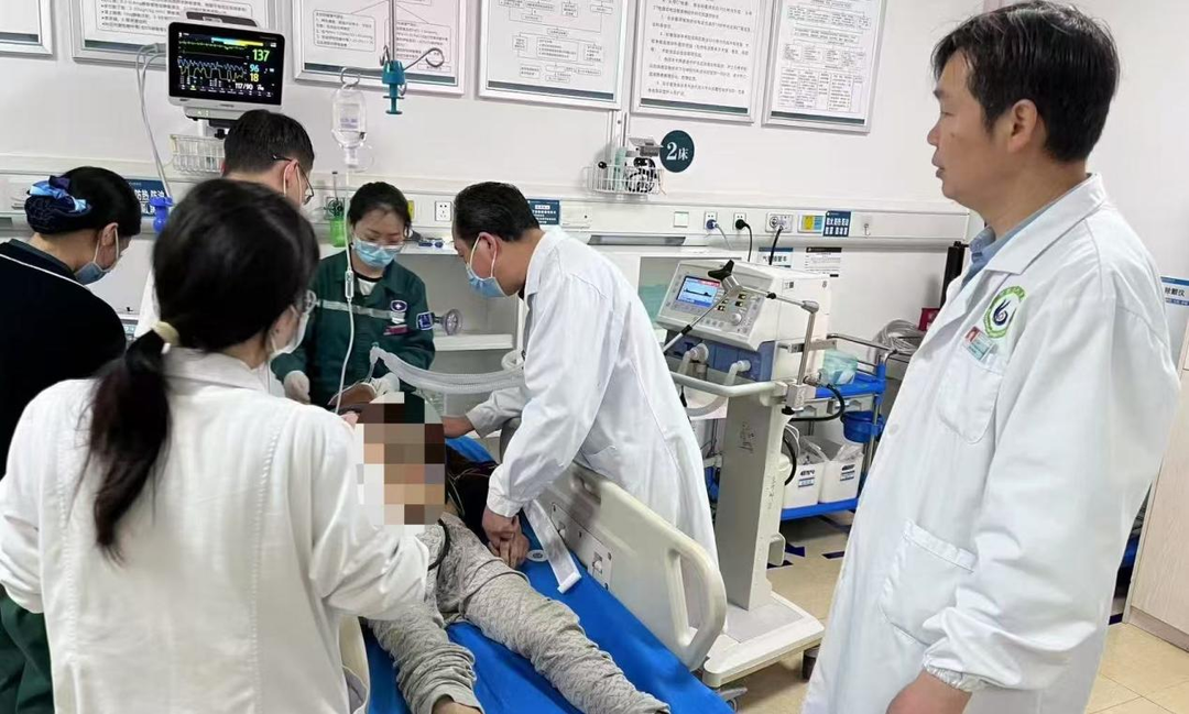 宁远县人民医院：成功抢救危重缺氧患者 争分夺秒创造生命奇迹