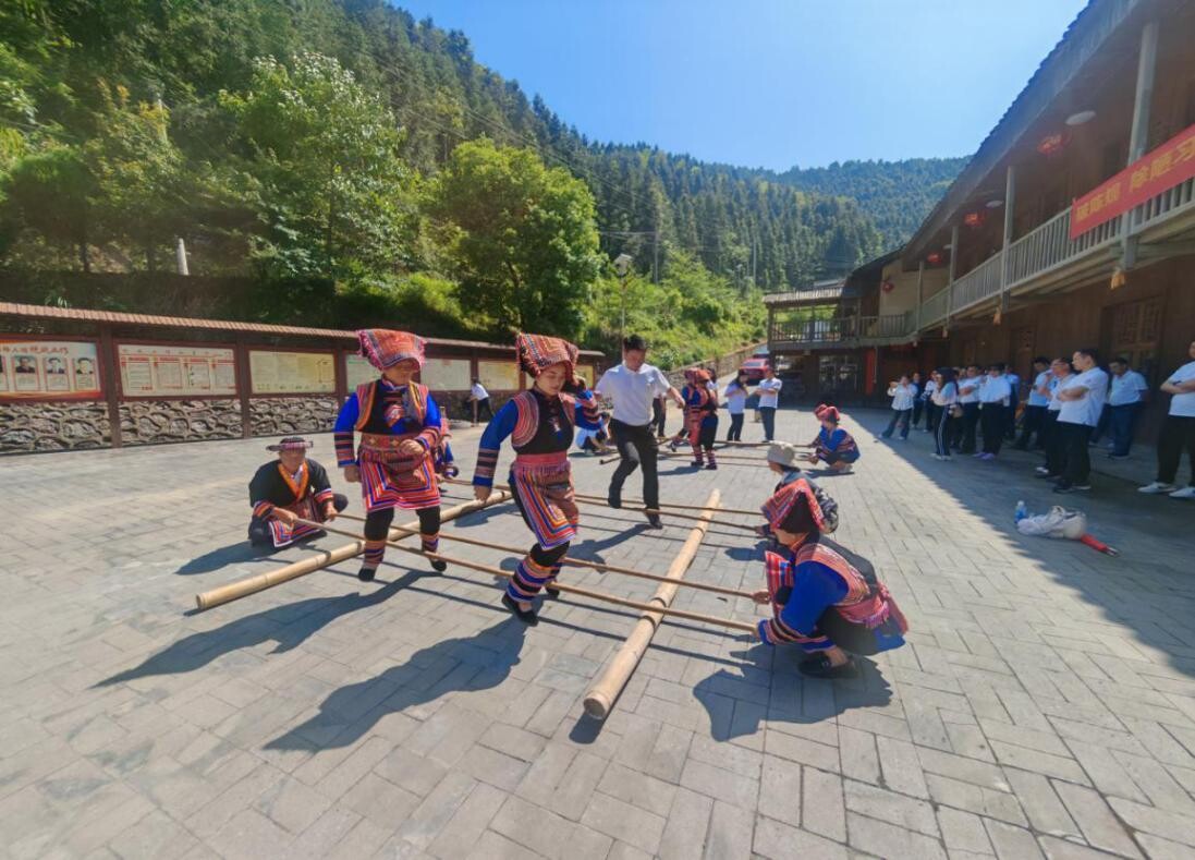 寧遠(yuǎn)開展瑤族文化專題調(diào)研活動(dòng)