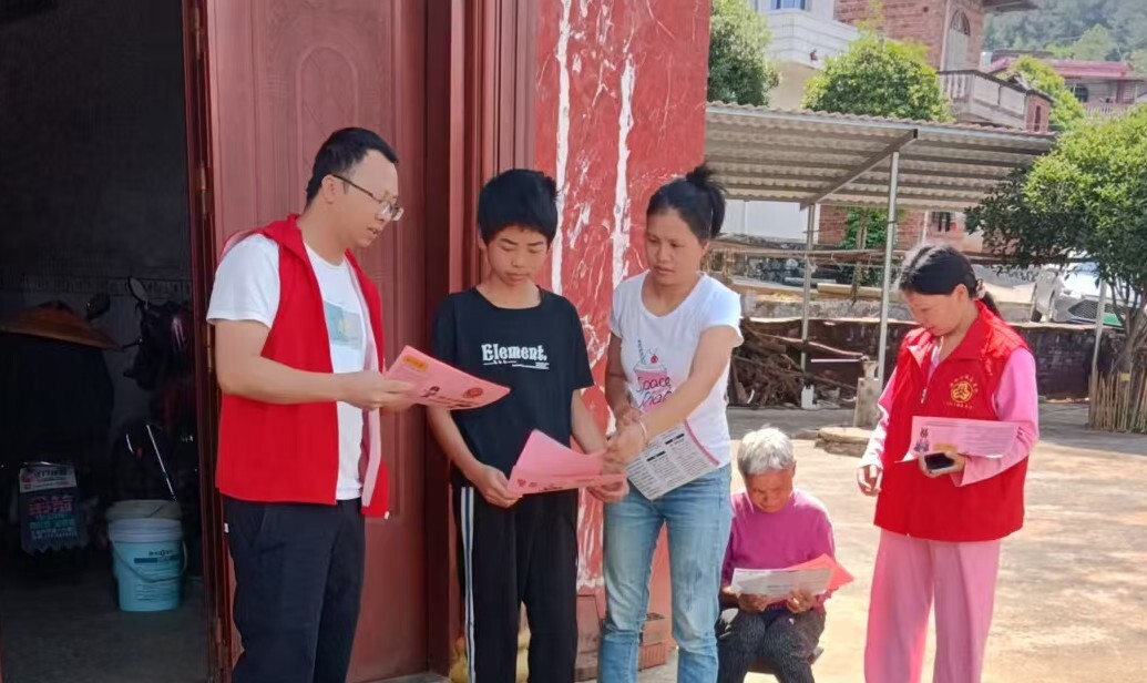 宁远桐木漯瑶族乡：呵护花蕾成长