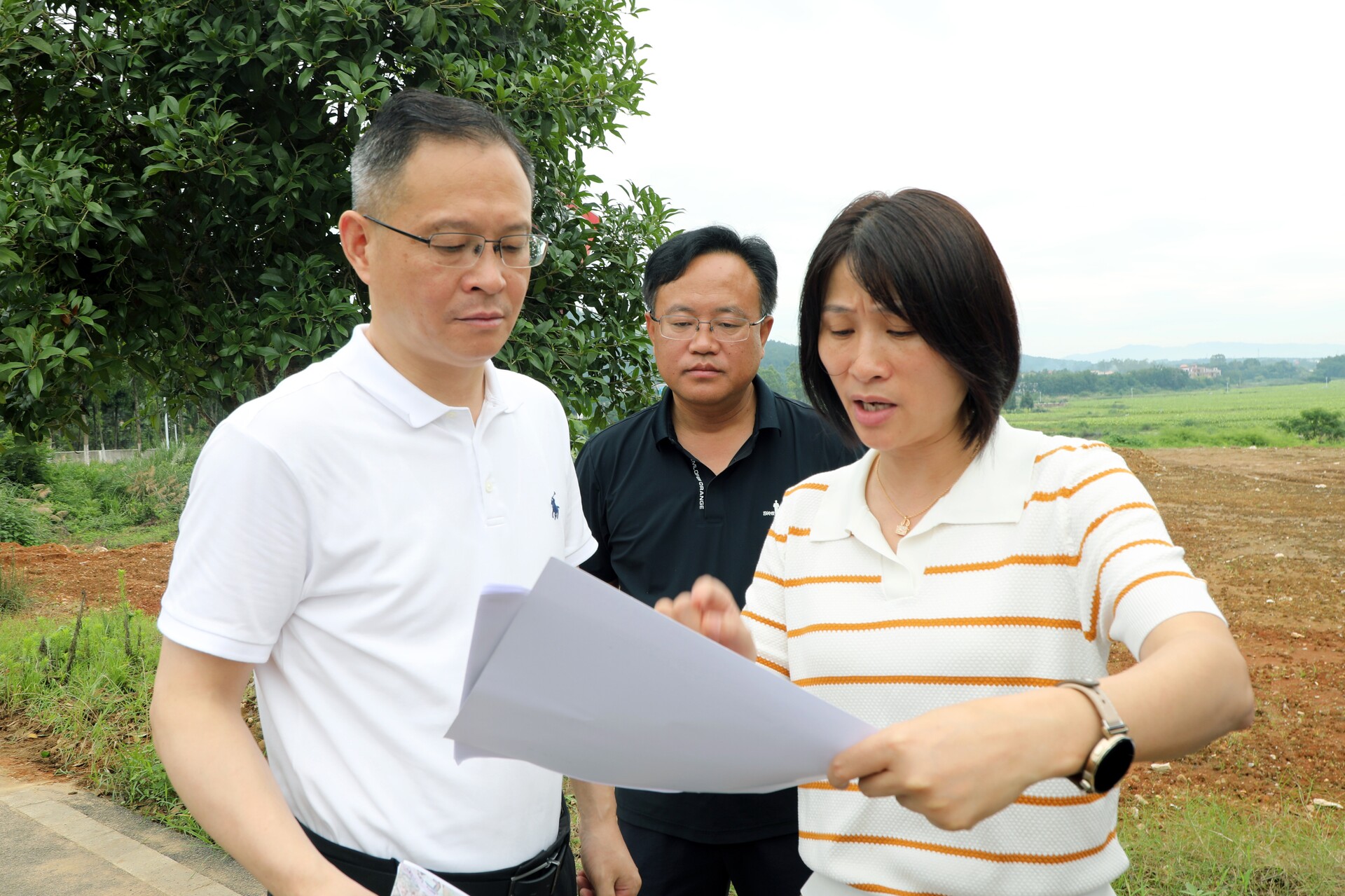 毛政調(diào)研九嶷山創(chuàng)建國(guó)家5A級(jí)旅游景區(qū)及旅發(fā)大會(huì)籌備工作
