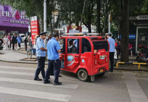 寧遠(yuǎn)文廟街道：集中開展兩輪、三輪車專項(xiàng)整治行動(dòng)