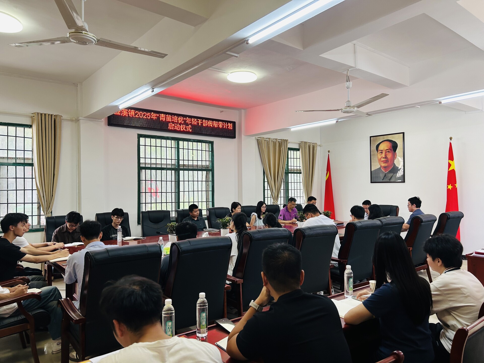 宁远县鲤溪镇举行“青苗培优”导师传帮带计划启动仪式