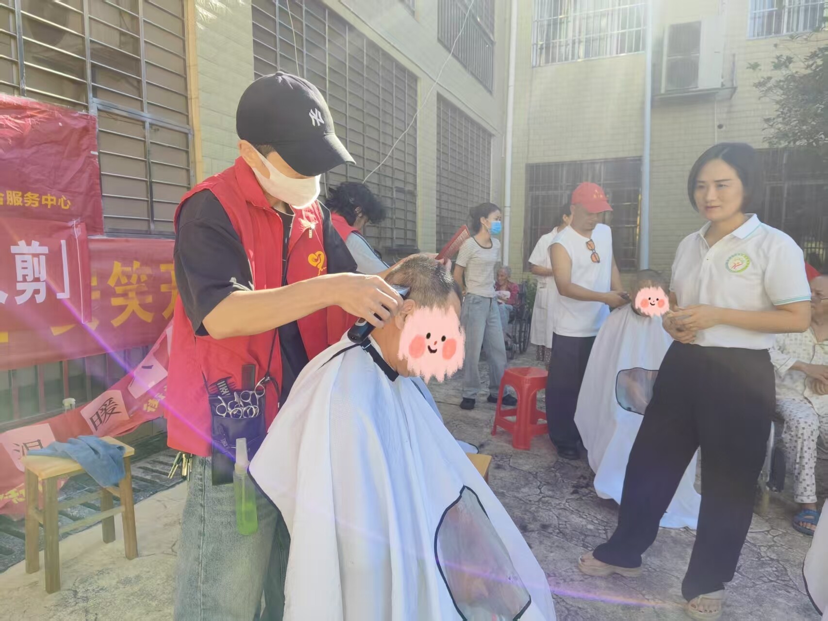 寧遠(yuǎn)民政局：義剪活動(dòng)為康復(fù)者注入“心”能量