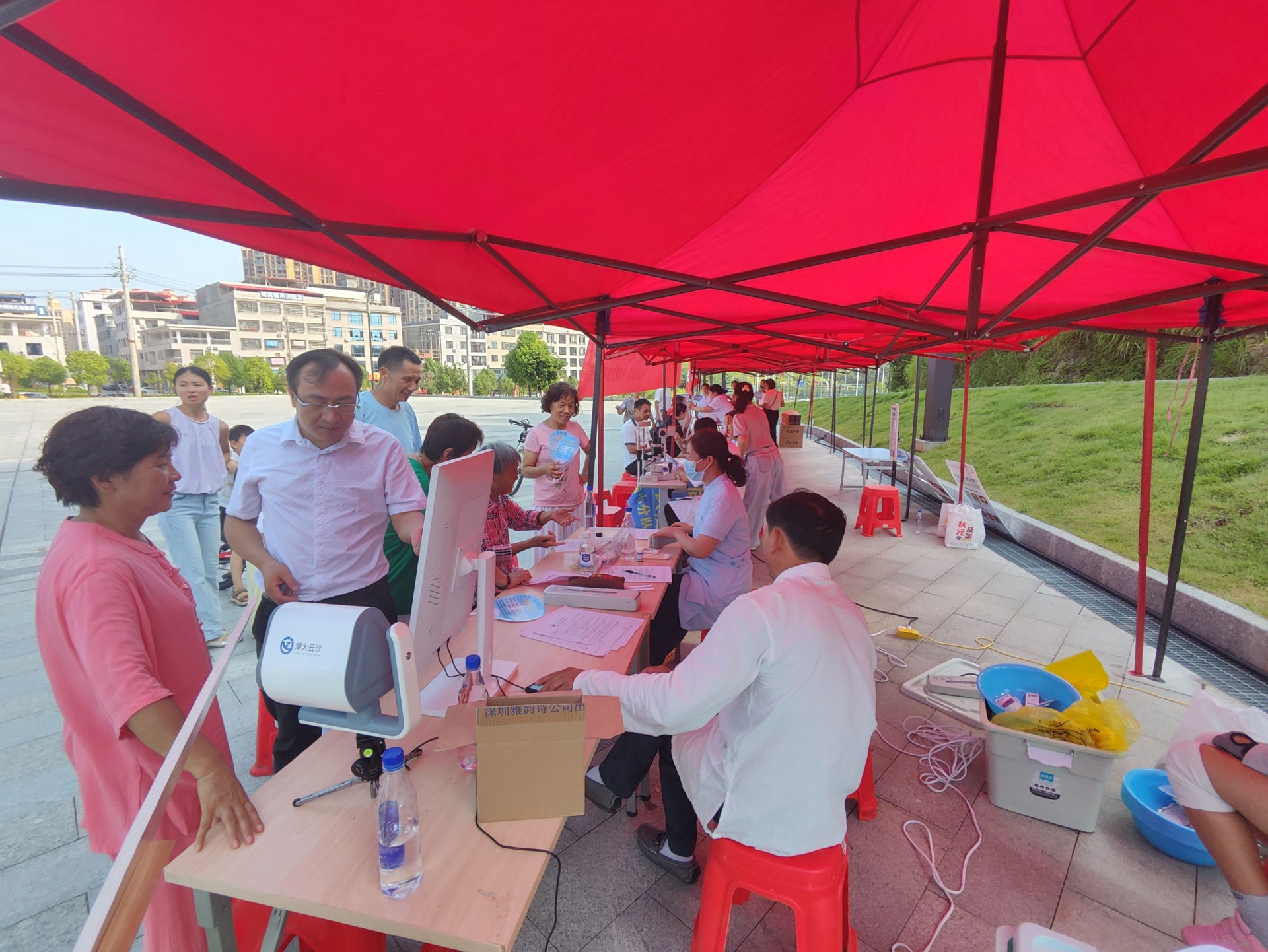 寧遠(yuǎn)啟動(dòng)第十個(gè)“中華慈善日”主題宣傳活動(dòng)