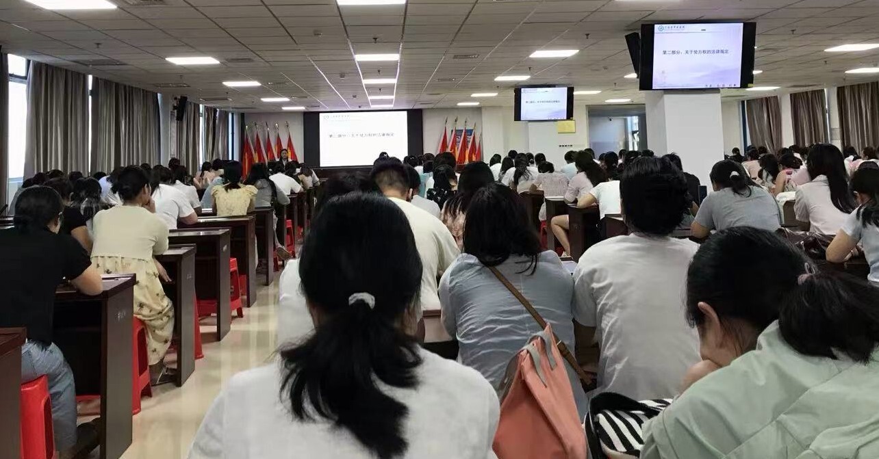 宁远县中医医院：开展护士执业法律法规培训