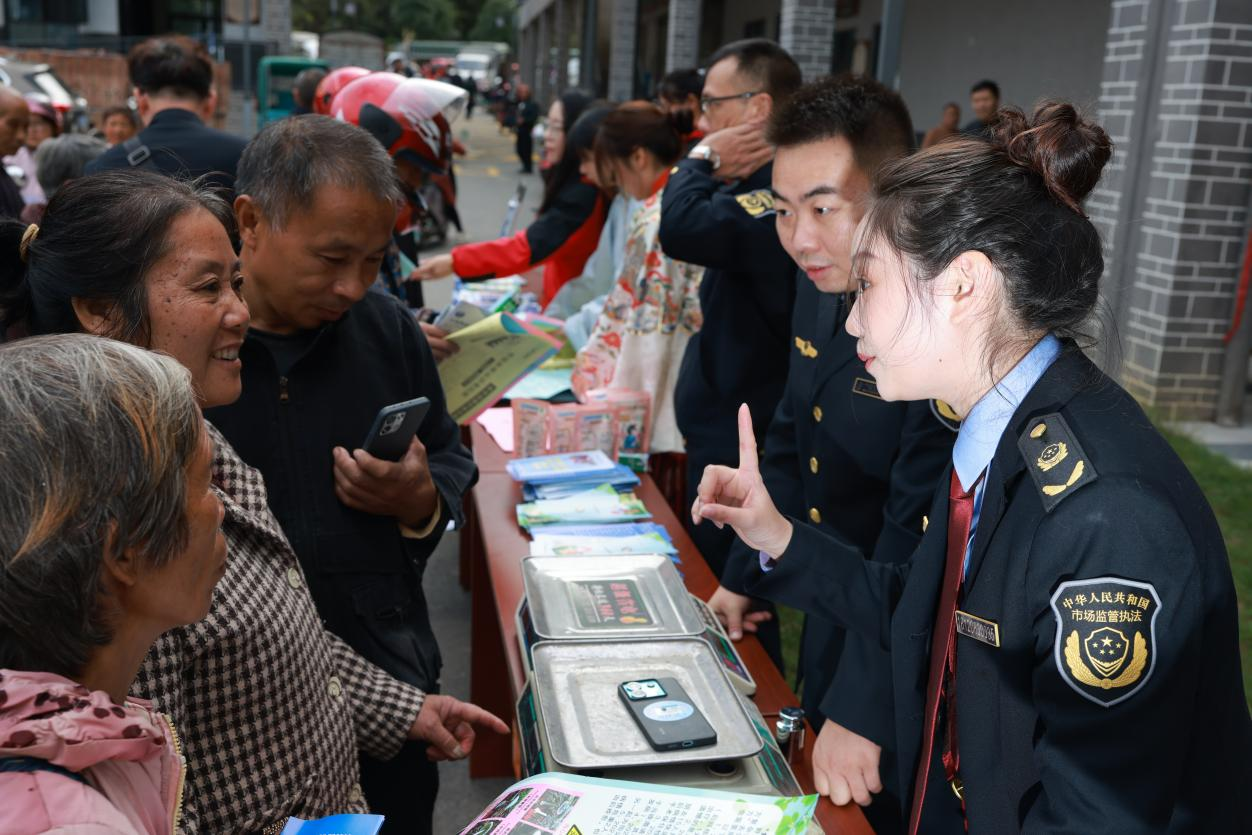 宁远消委：“古装演绎+现场快检”  景区消委维权“接地气”