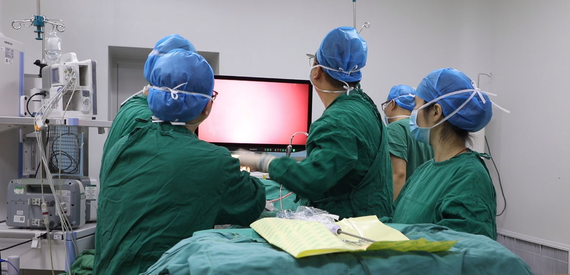 宁远县人民医院成功实施永州市首例“胸腔镜下同期双侧肺结节切除术”