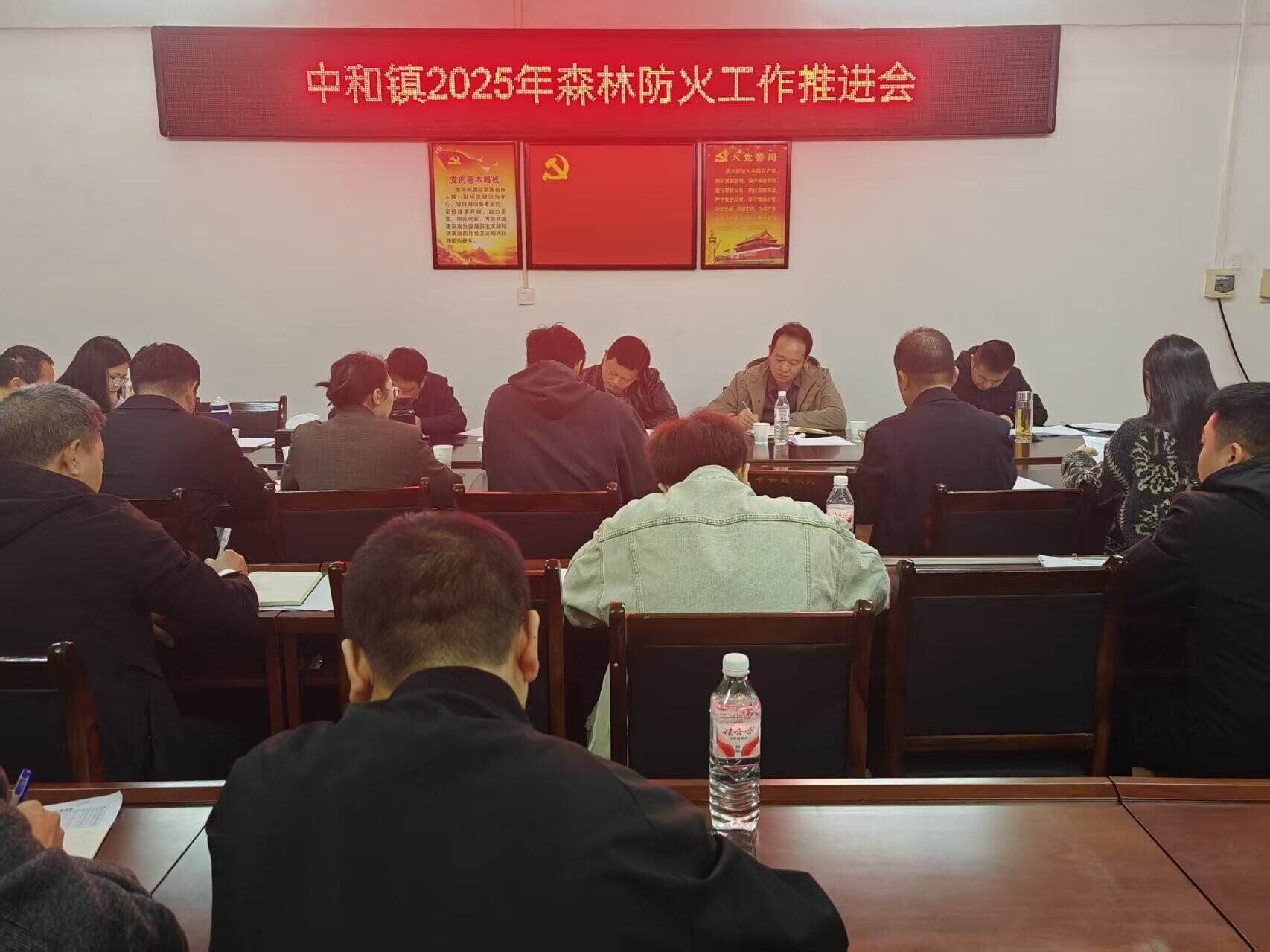 宁远中和镇：协同联动护青山 筑牢防火长城