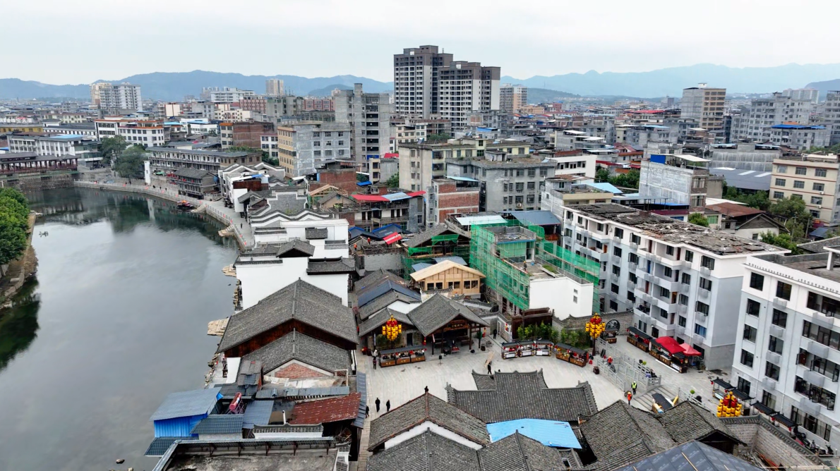 宁远东外街：全力冲刺项目收尾