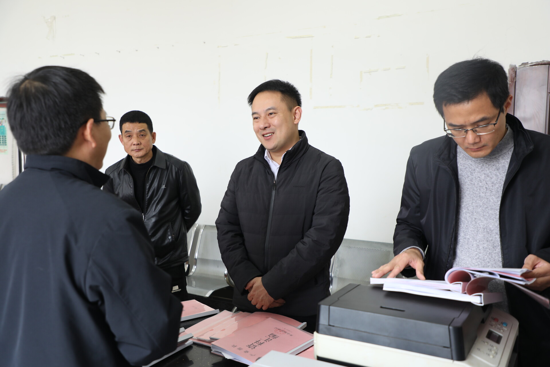 林亮亮调研巩固拓展脱贫攻坚成果同乡村振兴有效衔接工作