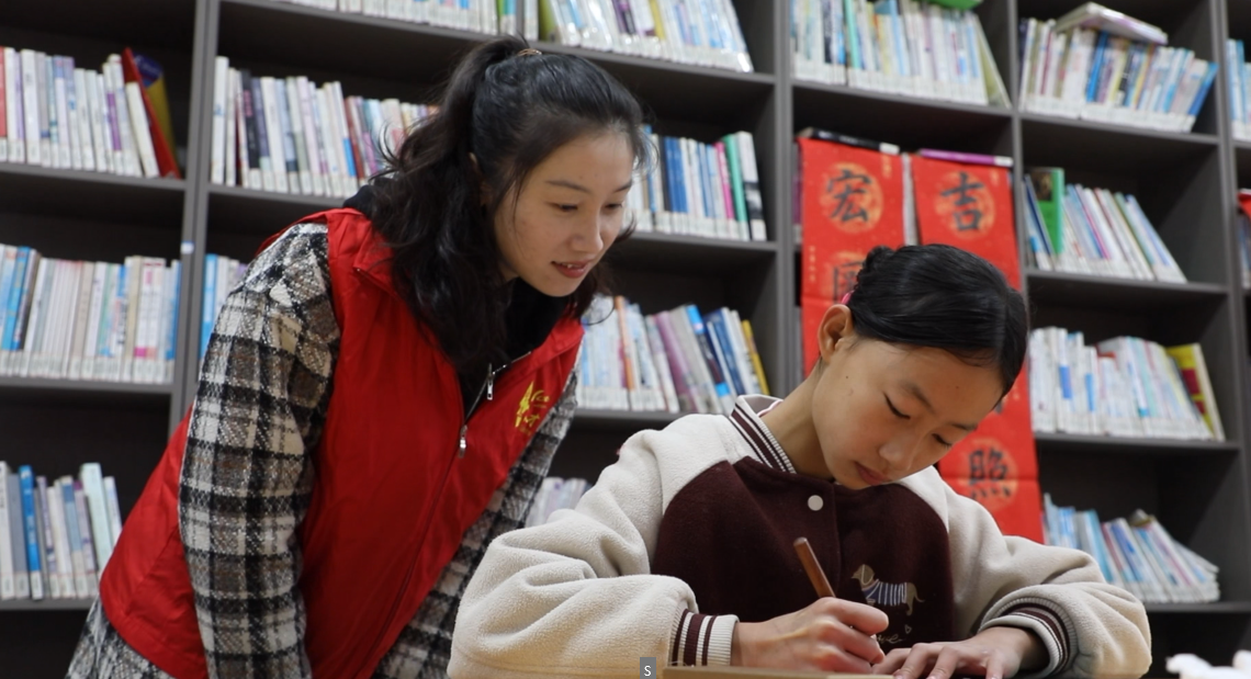 宁远：“青银共建”聚人才 服务“一老一小”