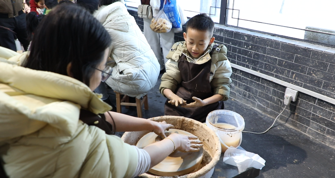 宁远：非遗匠心聚人心 九嶷冬日暖职工