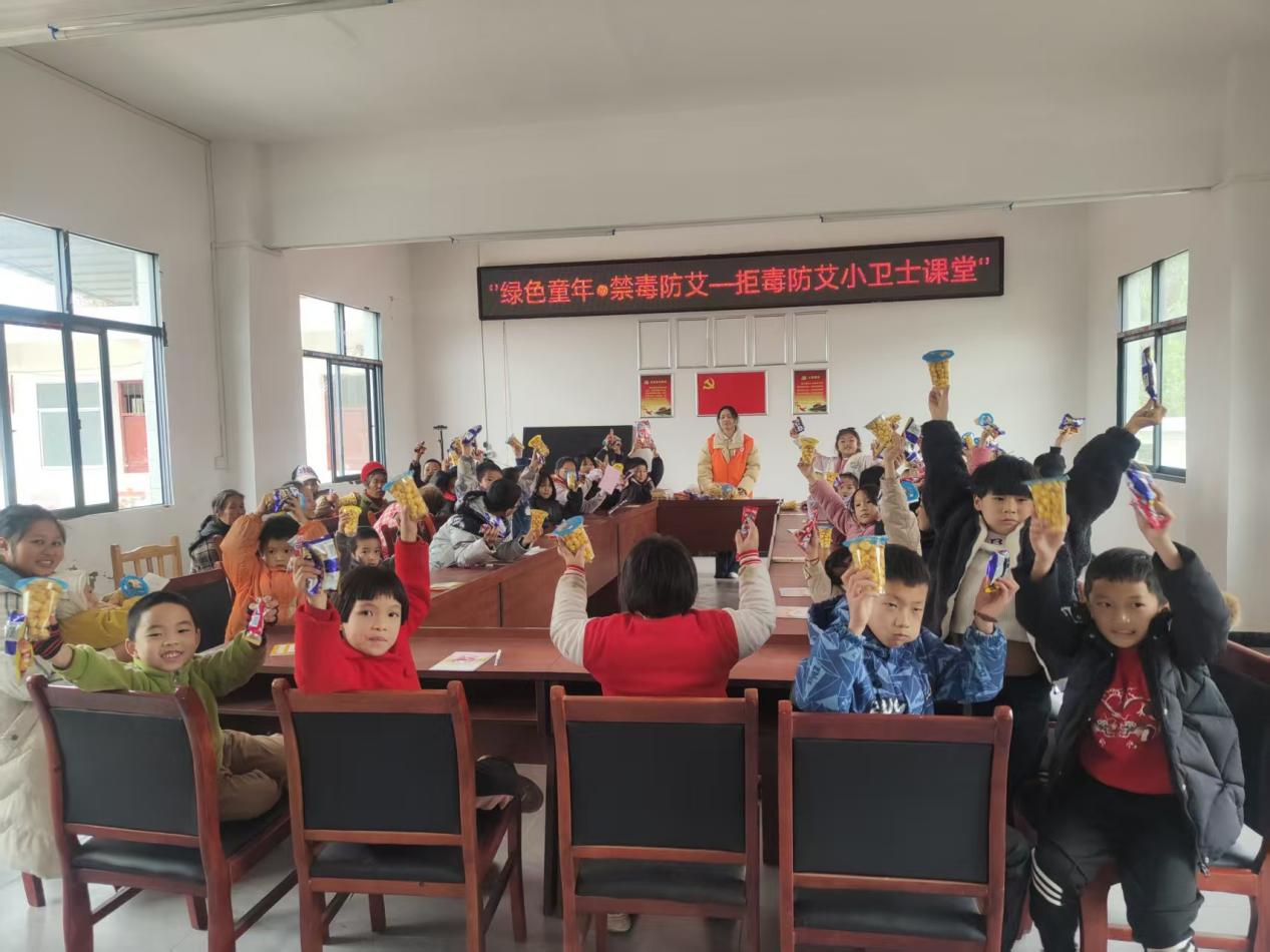 宁远县民政局：开展拒毒防艾小卫士课堂活动