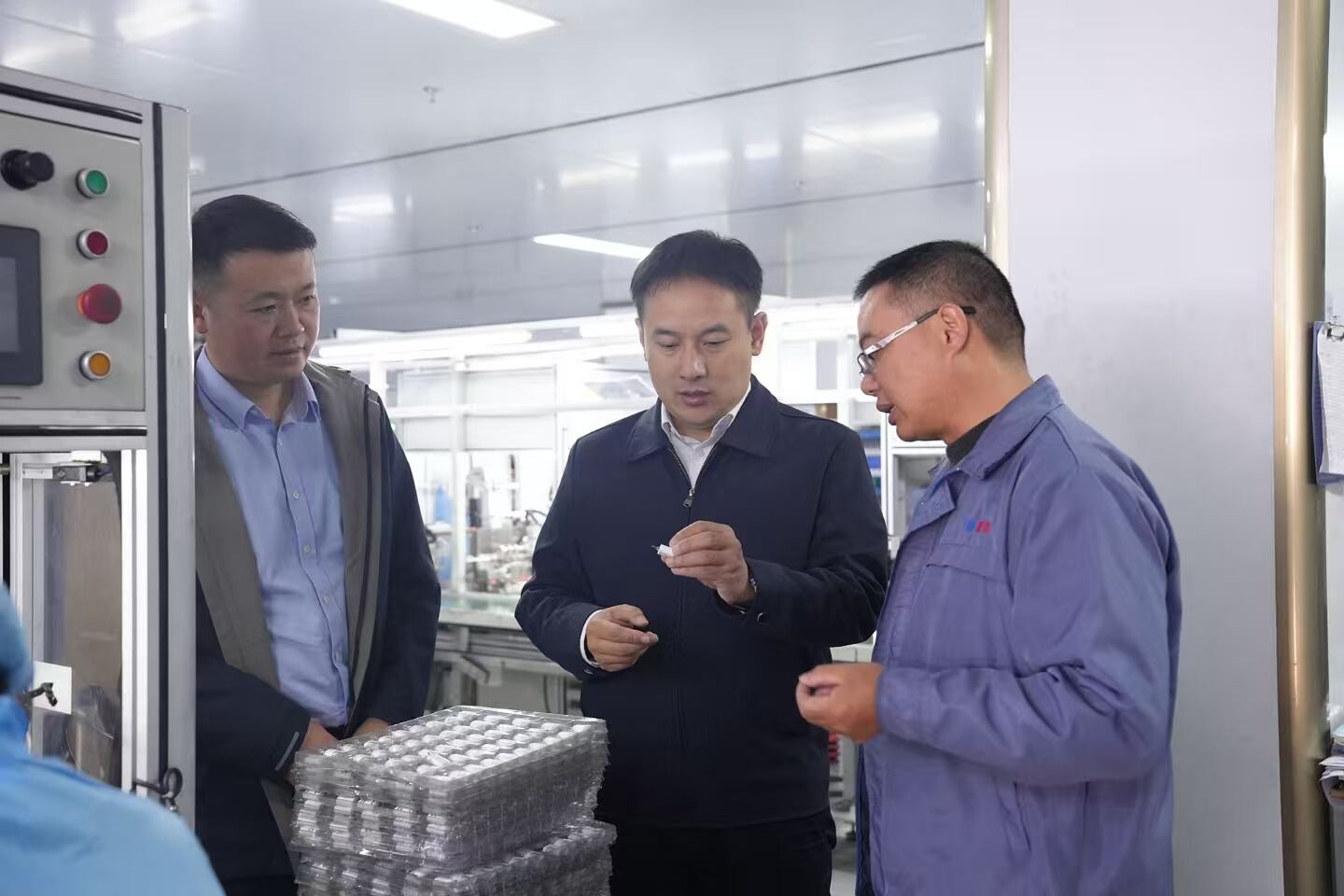 林亮亮调研招商引资工作