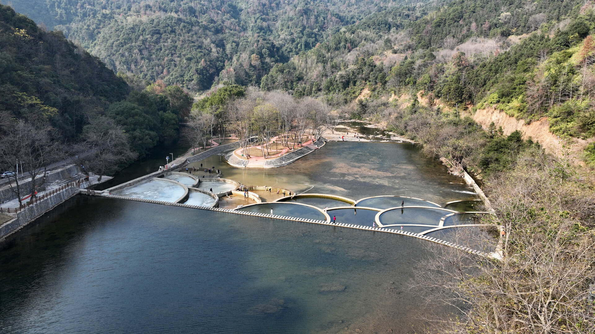宁远五里沟成市民休闲新选择
