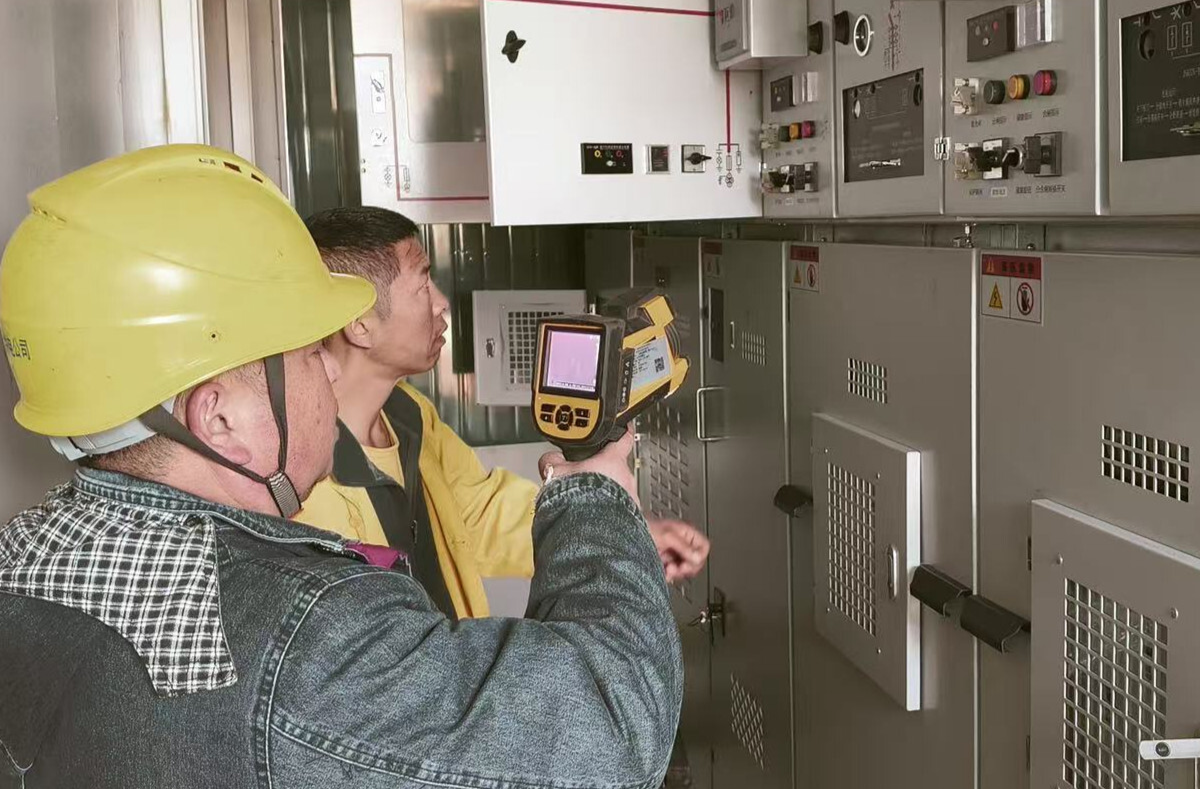 宁远电力：安全检查护养殖 主动服务保生产