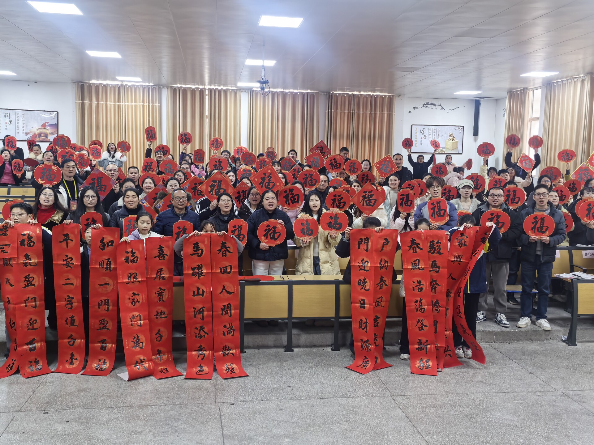 宁远：书法特色活动暖校园