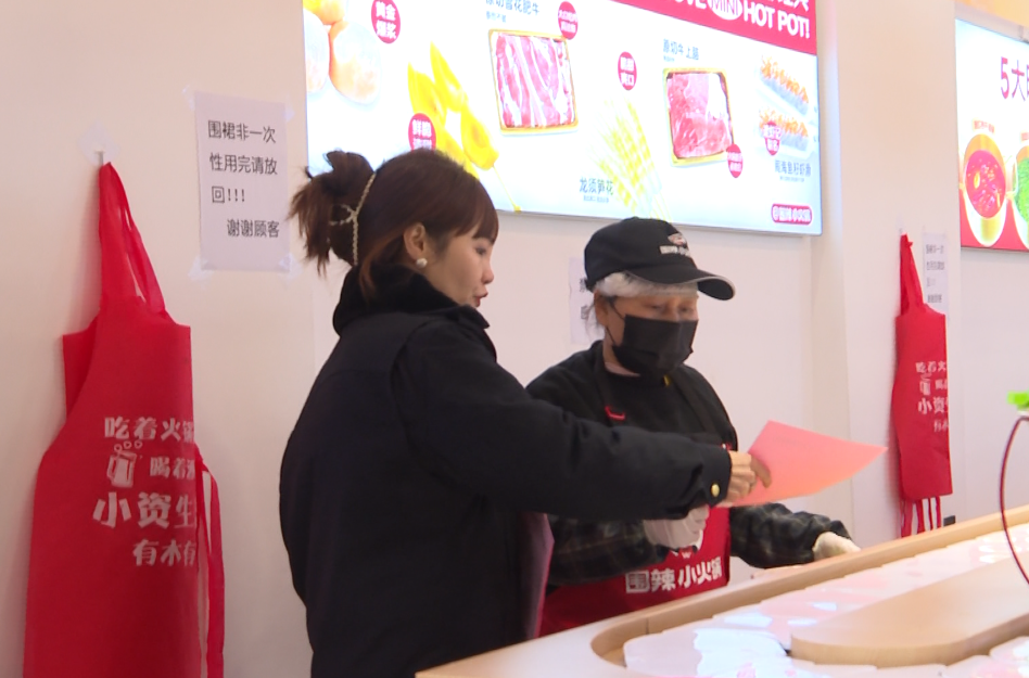 宁远县城管局开展禁燃烟花爆竹宣传活动