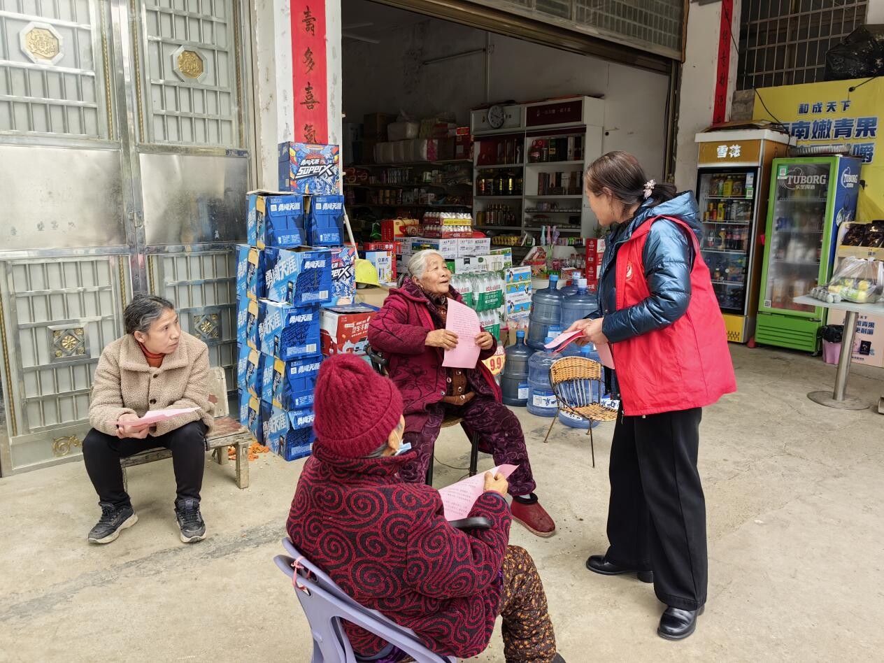 宁远九疑瑶族乡：“志愿红”护航 防范小火亡人保暖冬