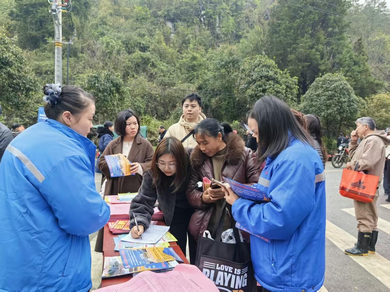 宁远县九疑瑶族乡：“春风”送岗暖人心