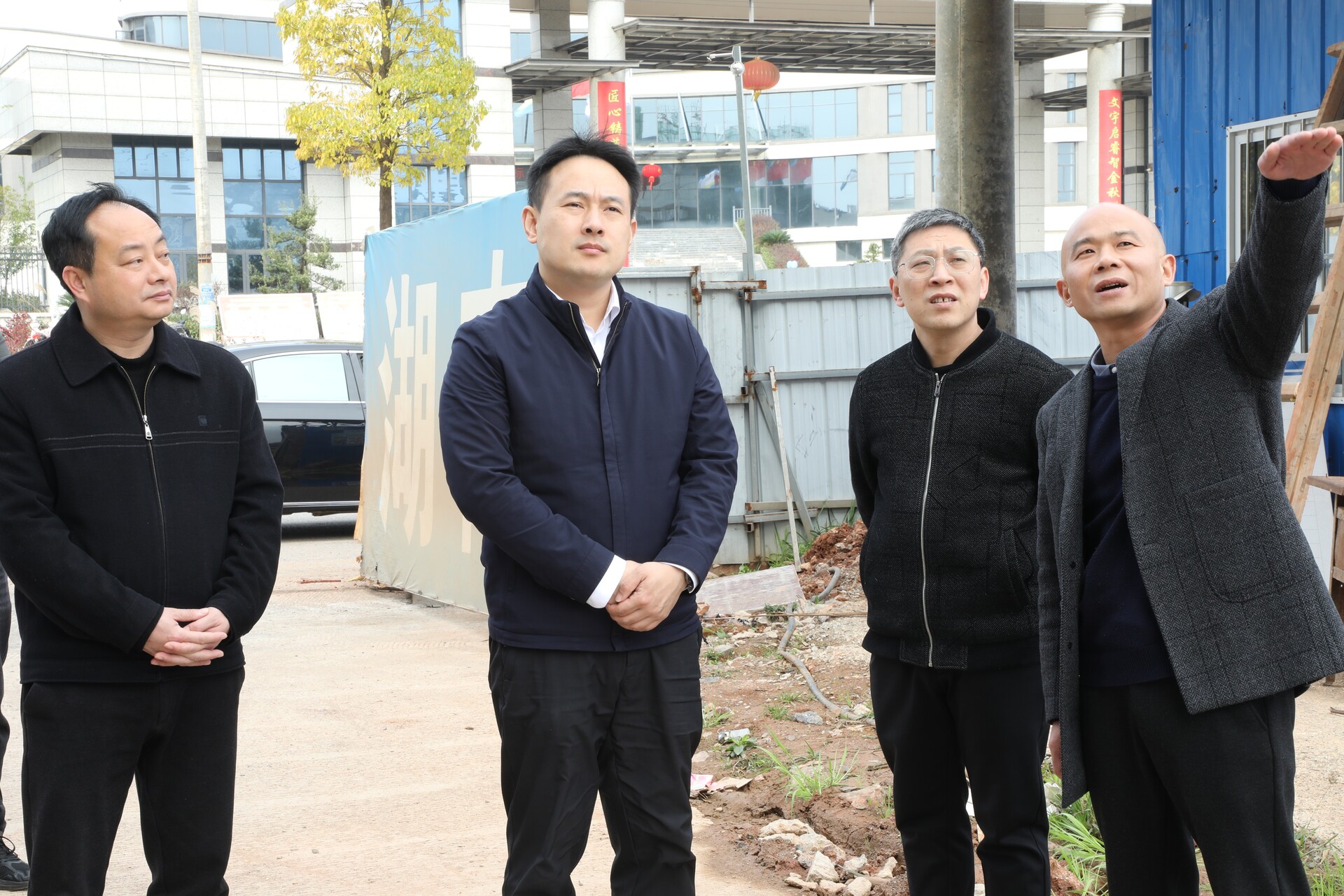 林亮亮调研重点企业工作