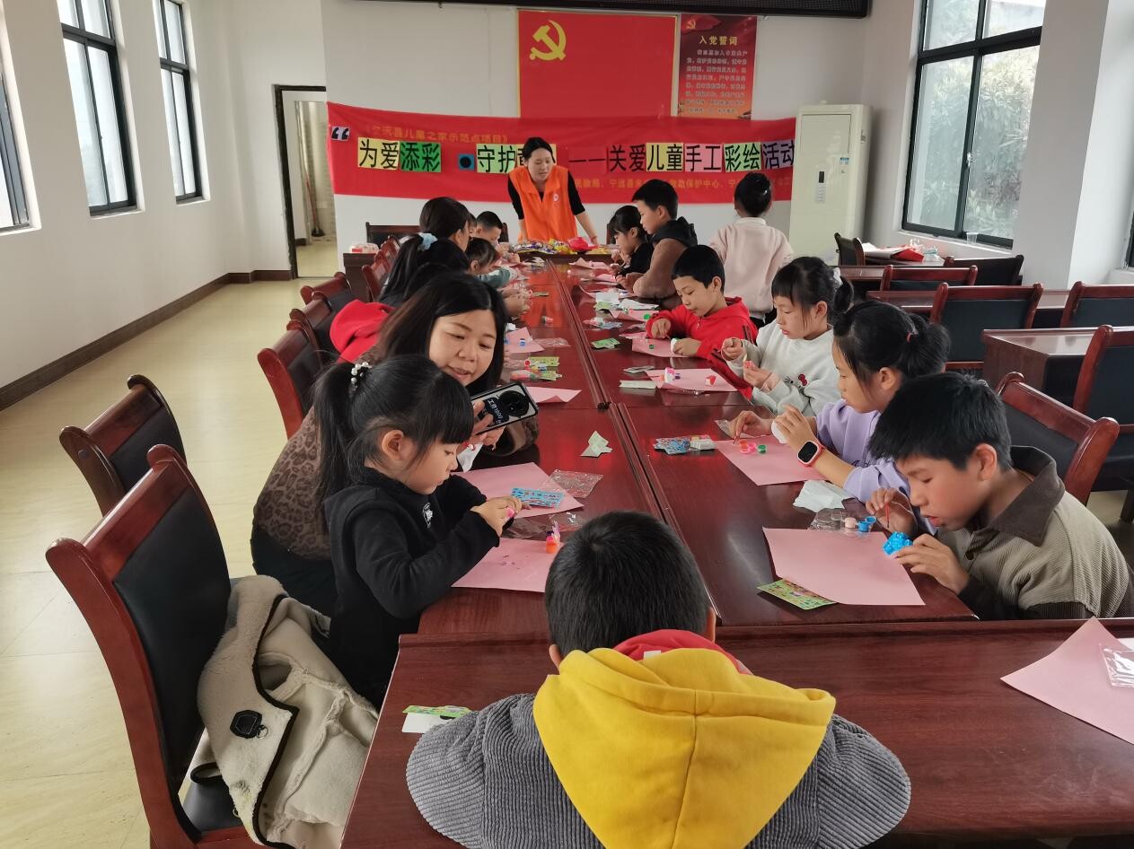 宁远县民政局：关爱儿童手工彩绘公益活动