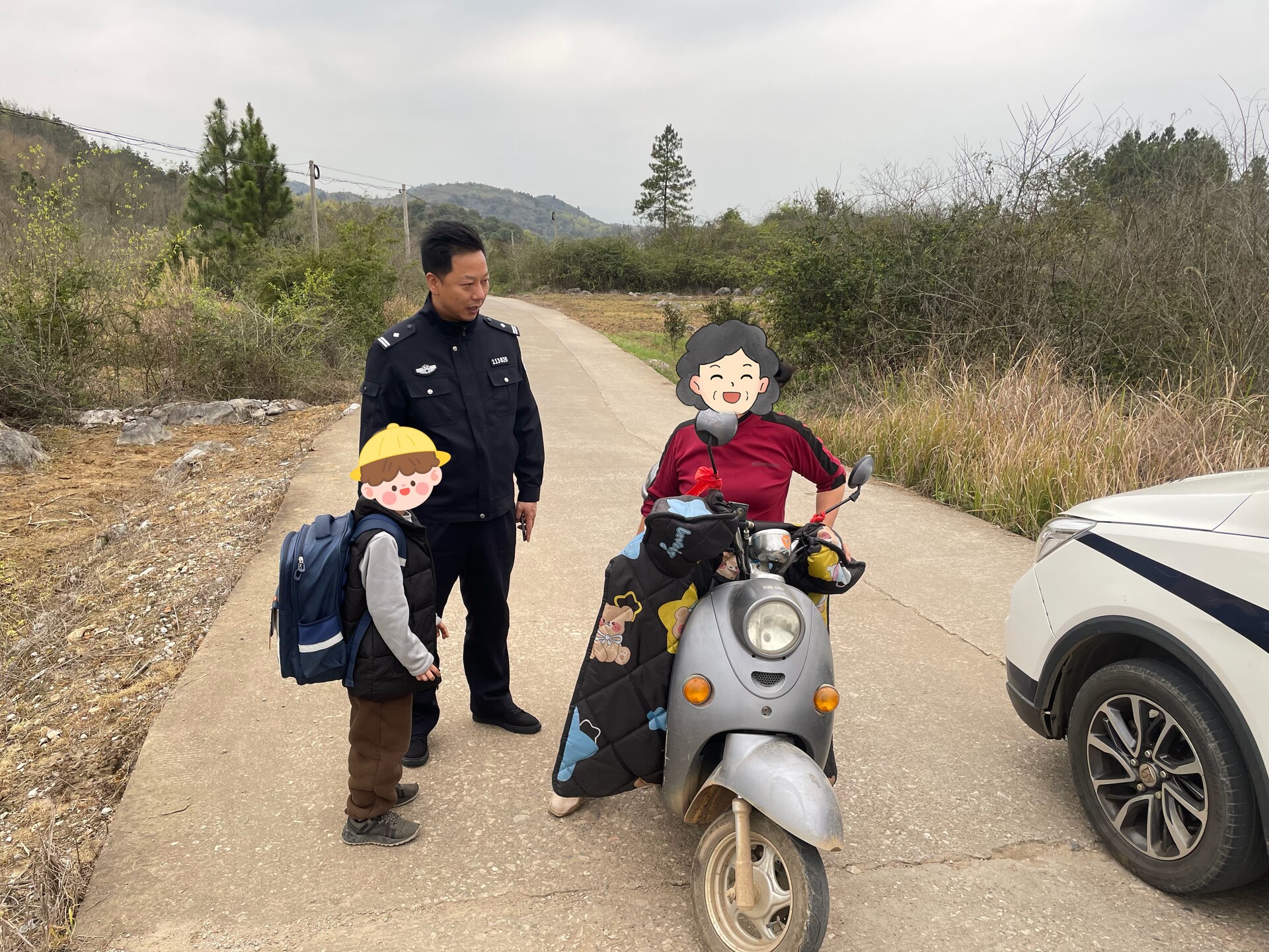 宁远民警快速救助走失男孩