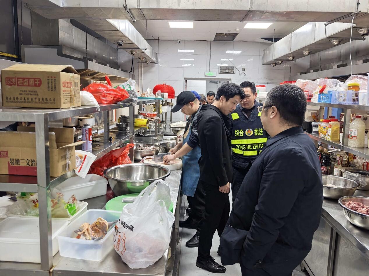 宁远县九疑瑶族乡：守卫群众“舌尖上的安全”