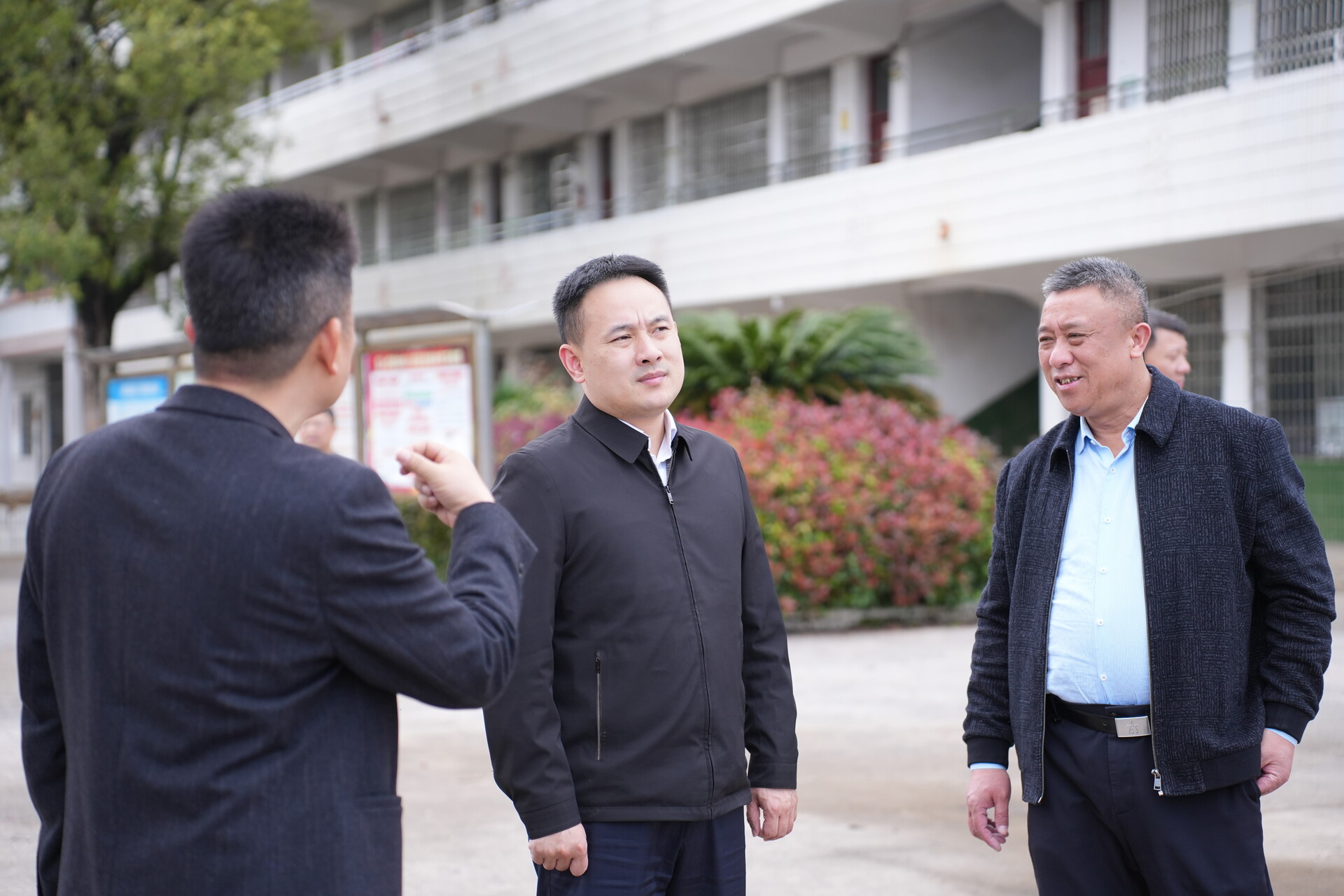 林亮亮调研义务教育优质均衡发展工作
