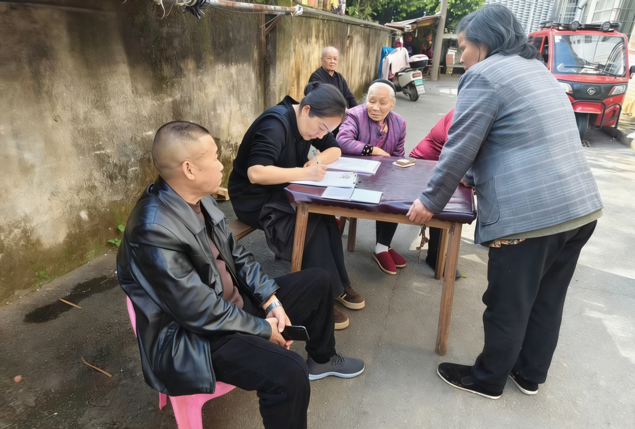 宁远县文庙街道：便民服务“上门办” 温情守护“零距离”