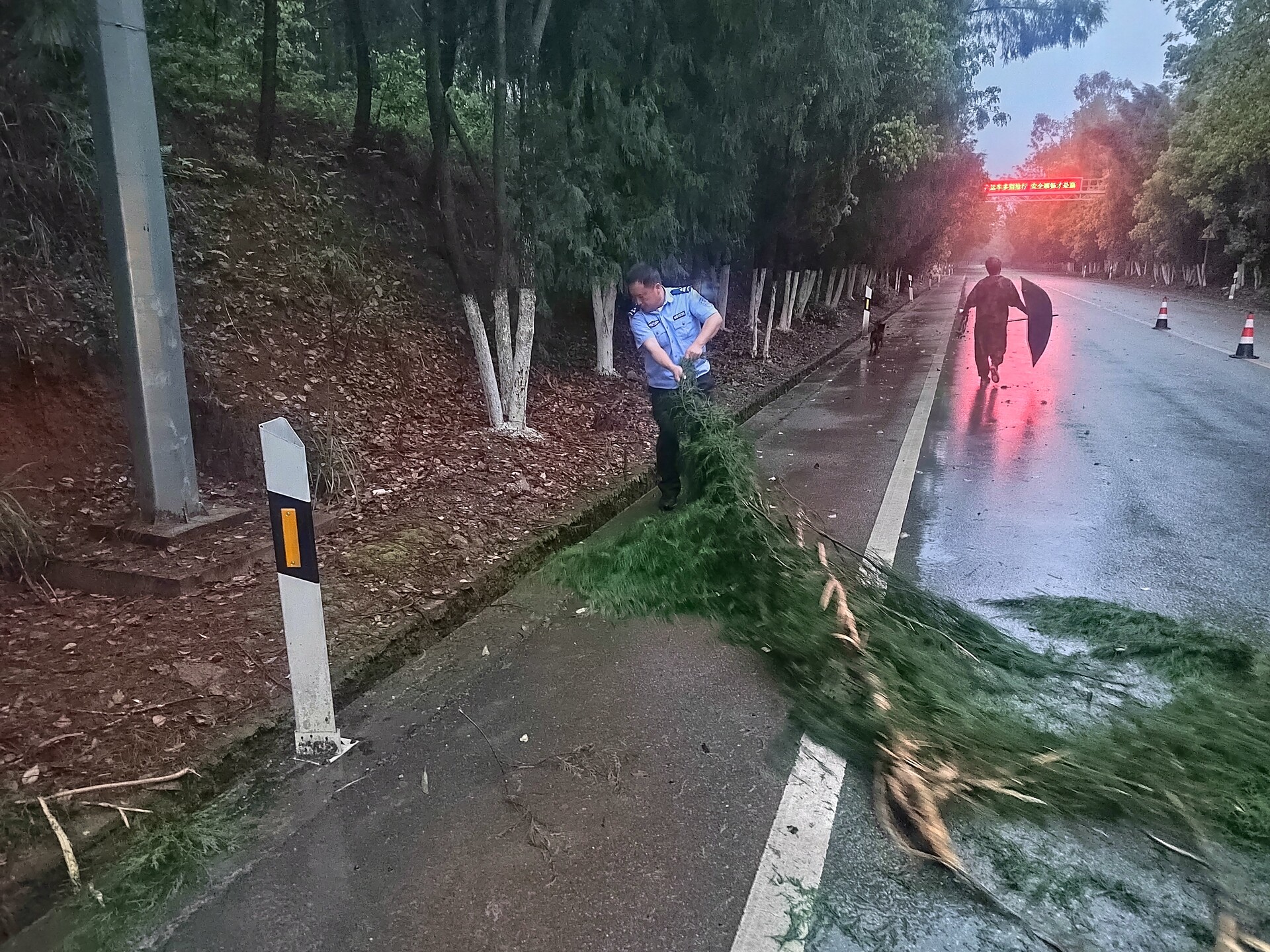 宁远：警民联动快速处置 及时消除安全隐患