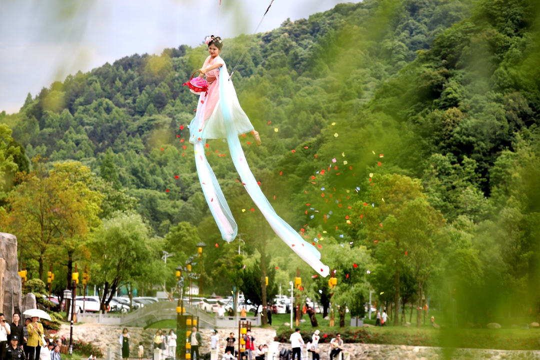 【美景不远·就在宁远】宁远：多彩活动引爆假日旅游