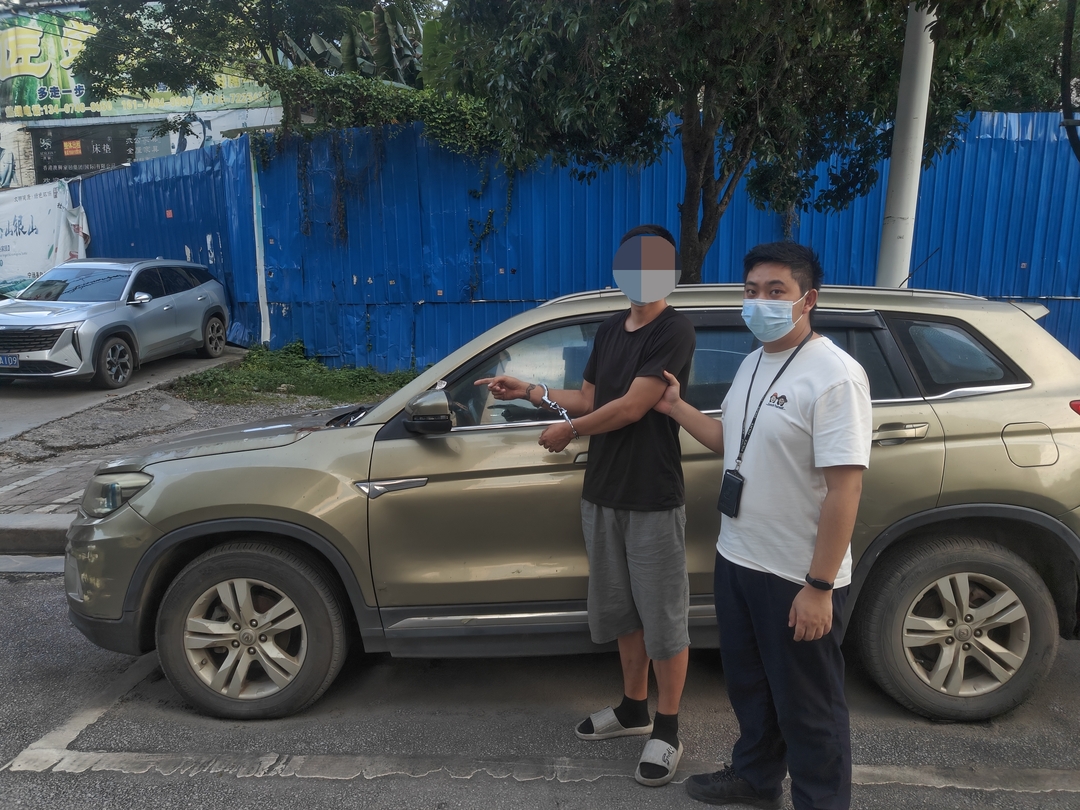 宁远公安重拳整治非法张贴涉诈涉黄小广告