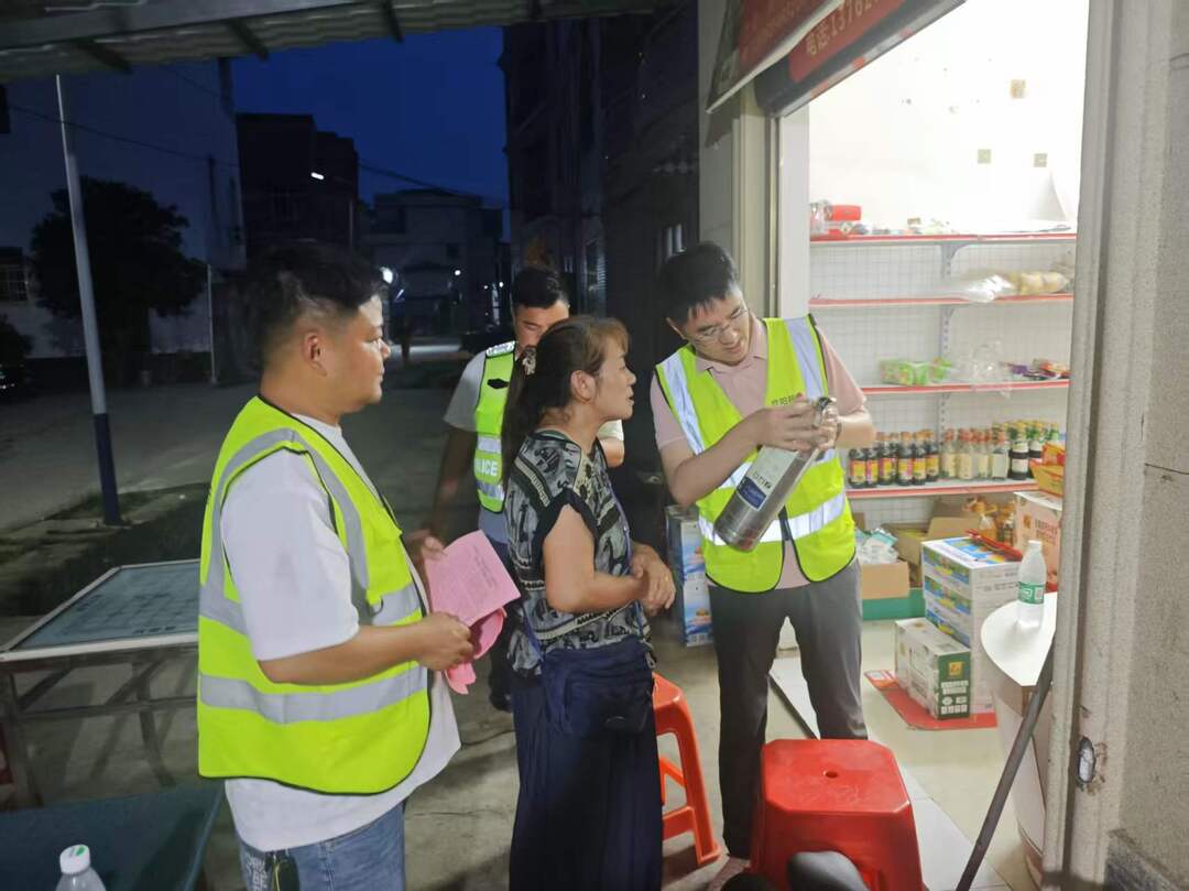 宁远县中和镇：开展夜间电动车飞线充电专项整治
