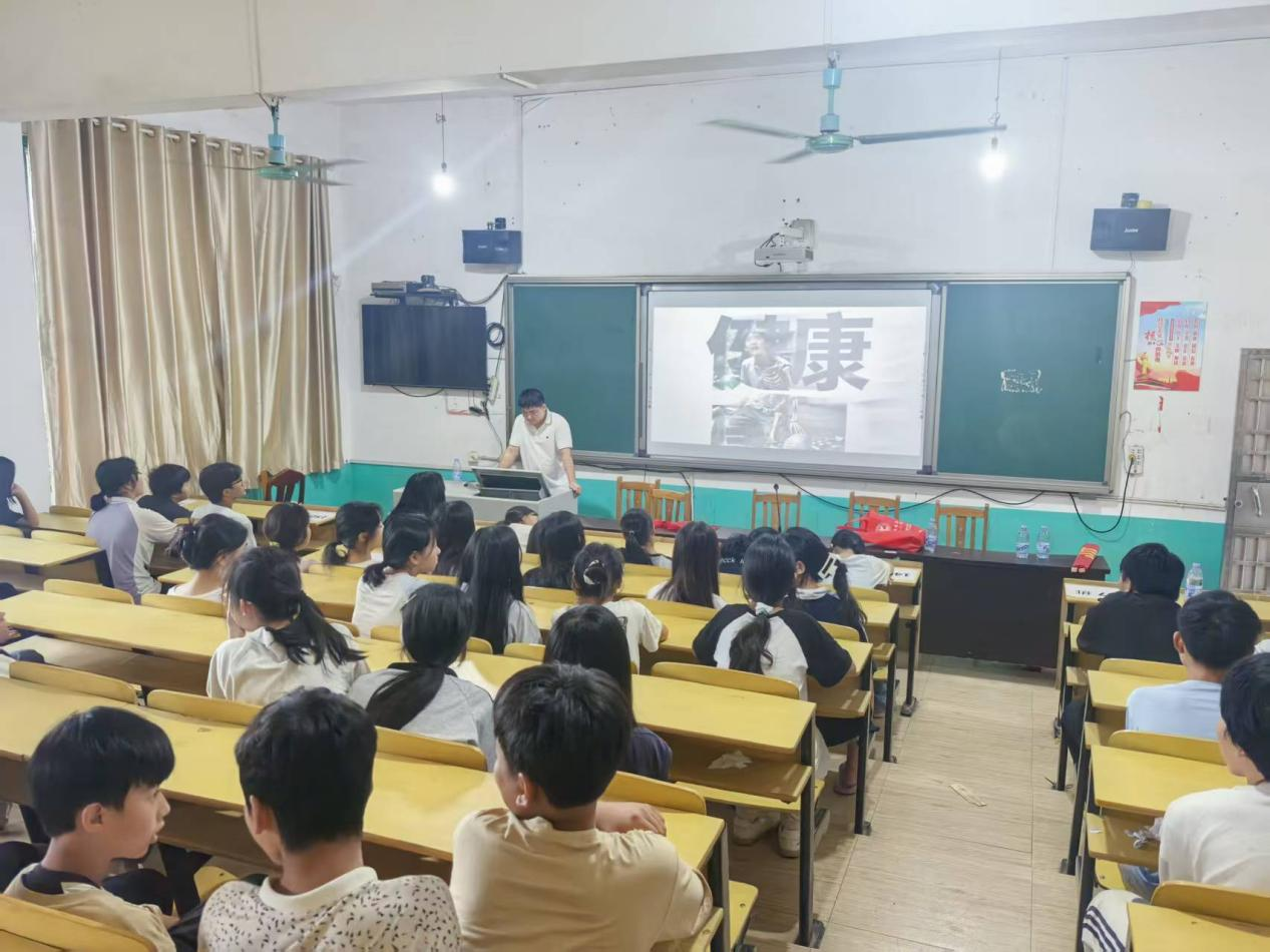 宁远县禾亭镇：筑牢学生暑期安全屏障