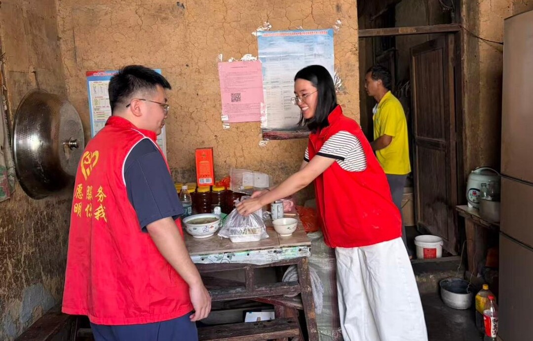 宁远县水市镇：长者食堂送餐上门  守护老人幸福“食”光