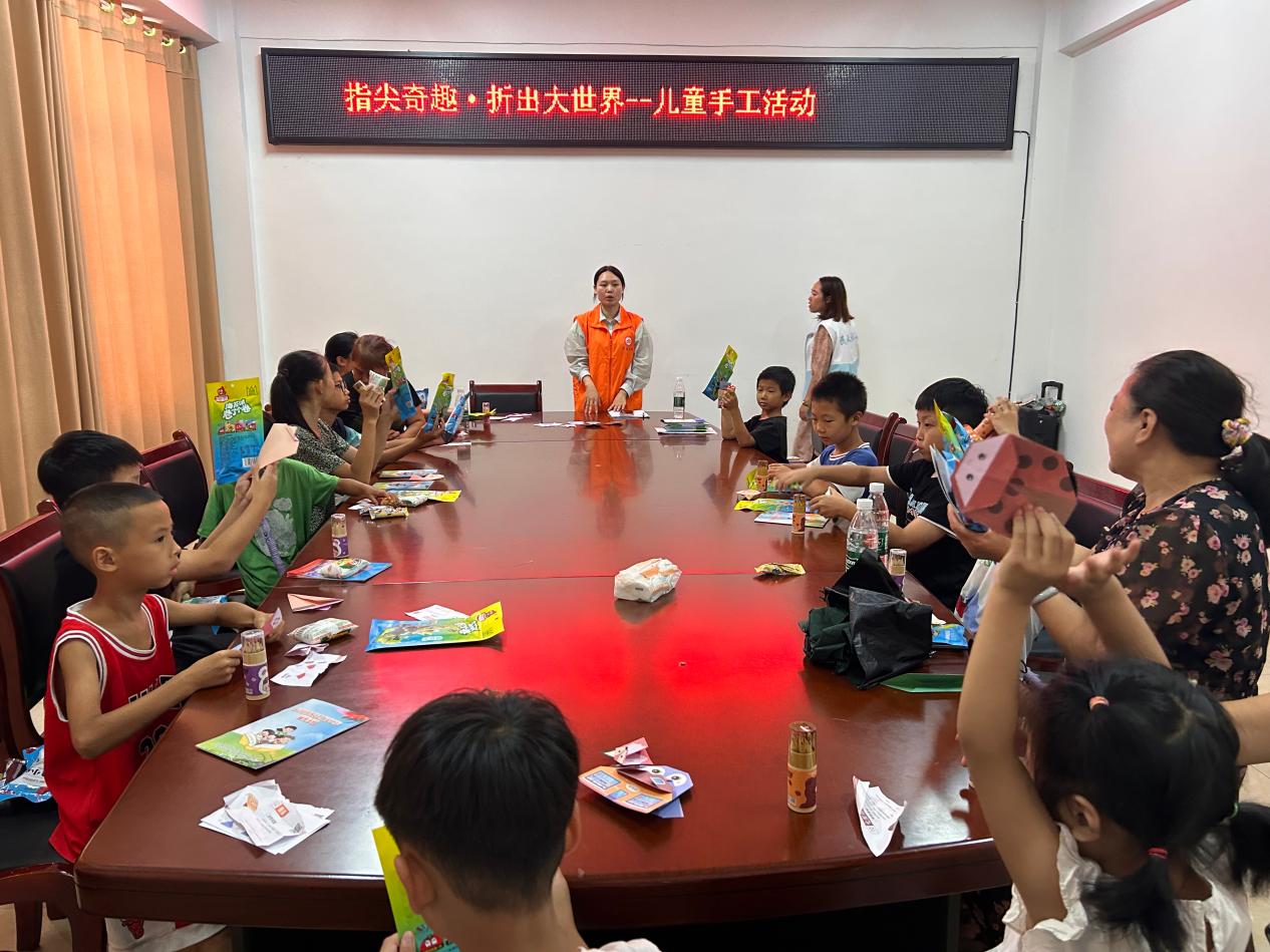 宁远县民政局：开展多彩暑期关爱活动
