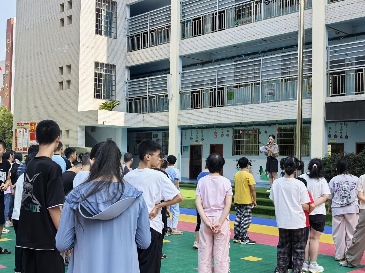 宁远县特殊教育学校开展消防安全应急演练