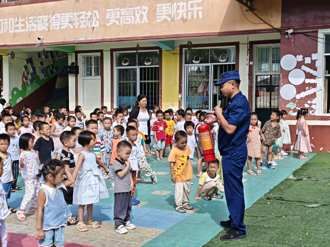 宁远县柏家坪镇：消防入童心  安全护童行