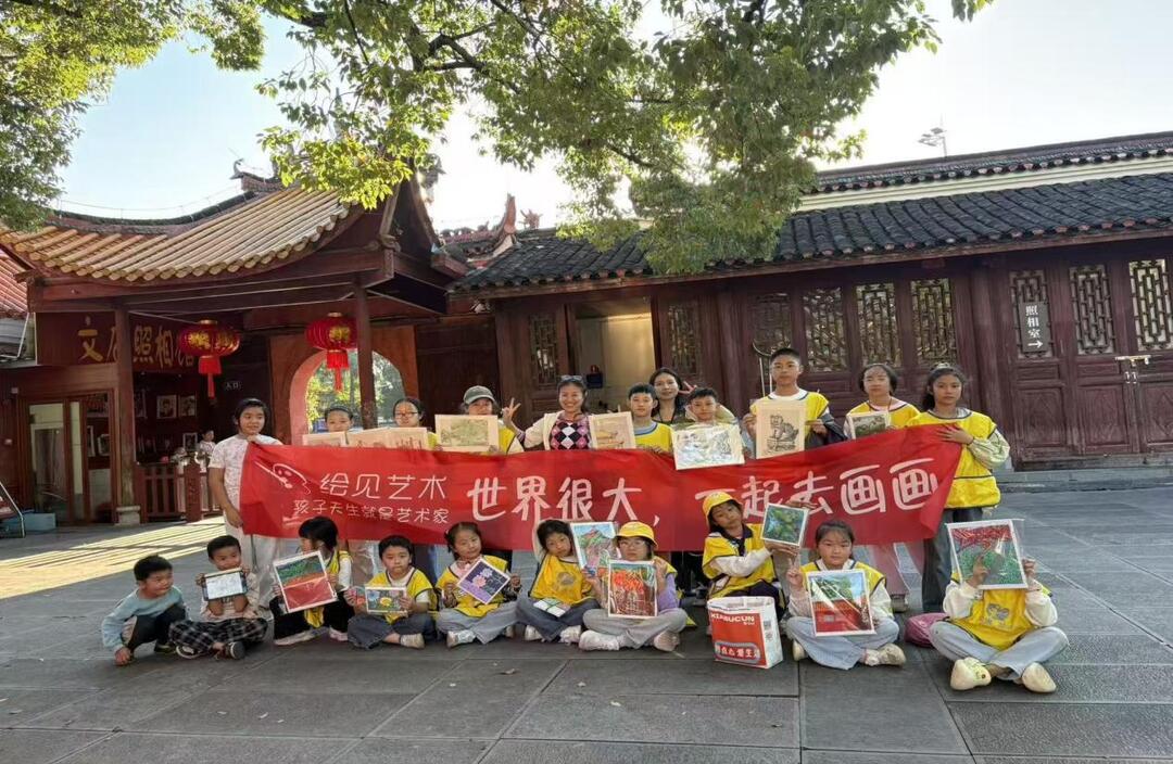 宁远文庙开展“文庙寻古”研学写生活动
